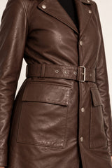 Close-up detail of the Bariloche dark brown leather coat