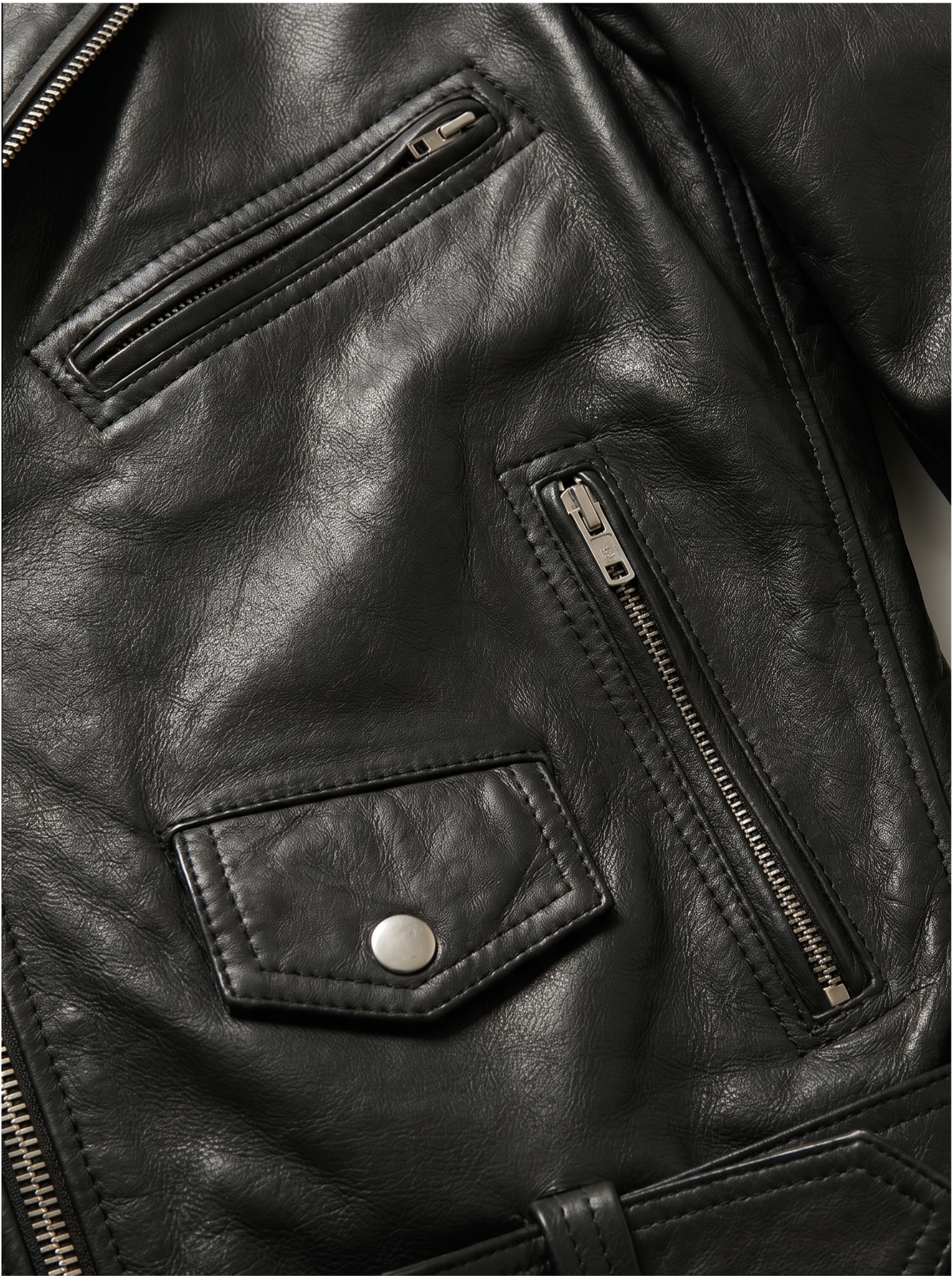 Tifrano Memphis Rockera leather jacket silver zipper and snap pocket close-up