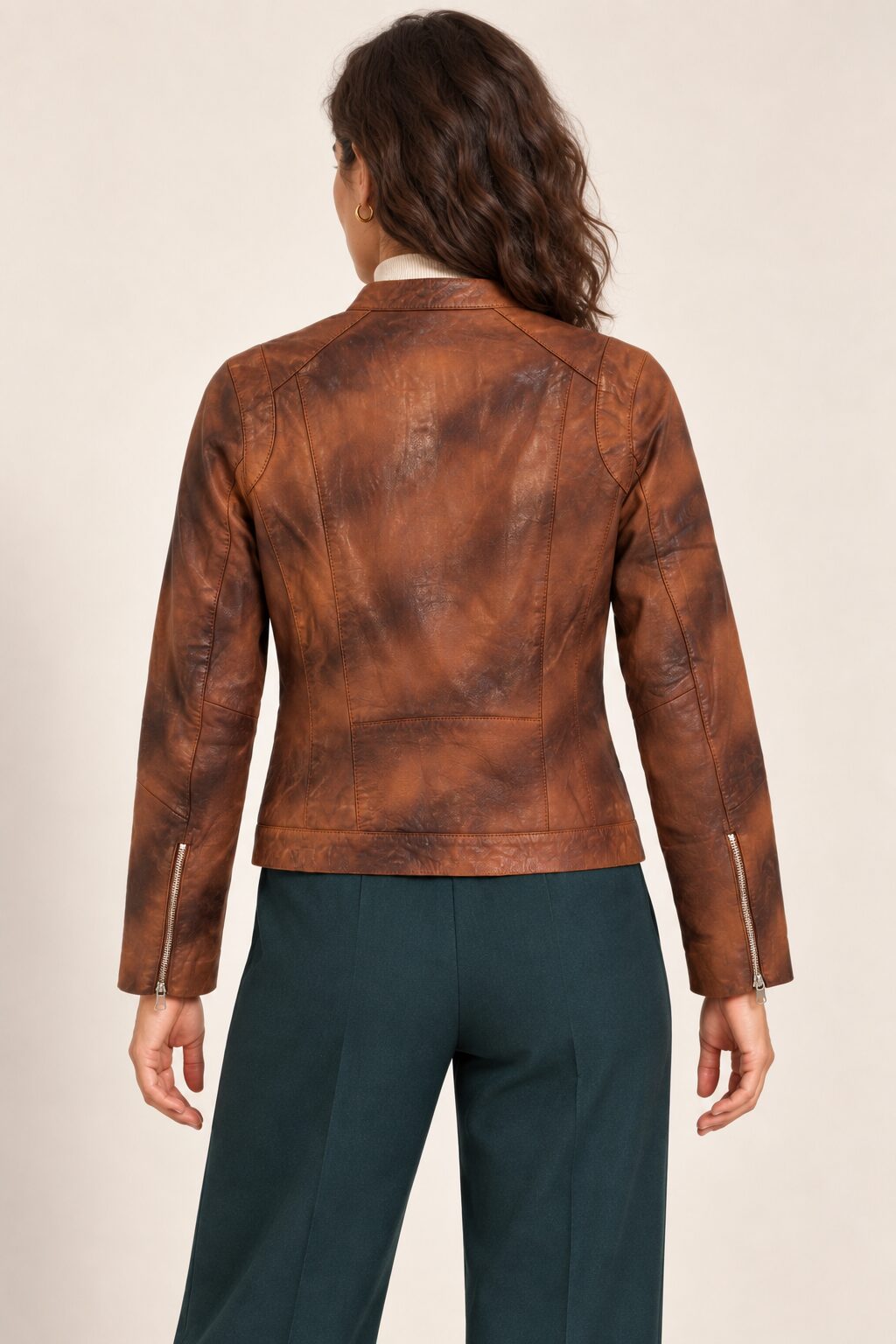 Tifrano Perugia walnut brown leather jacket for women – back view